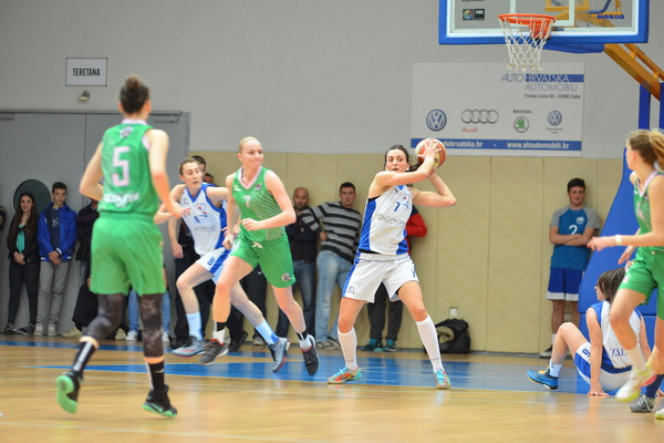 Polufinale doigravanja za prvakinje Hrvatske: ŽKK Zadar – ŽKK Trešnjevka 73-70 Polufinale doigravanja za prvakinje Hrvatske: ŽKK Zadar – ŽKK Trešnjevka 73-70