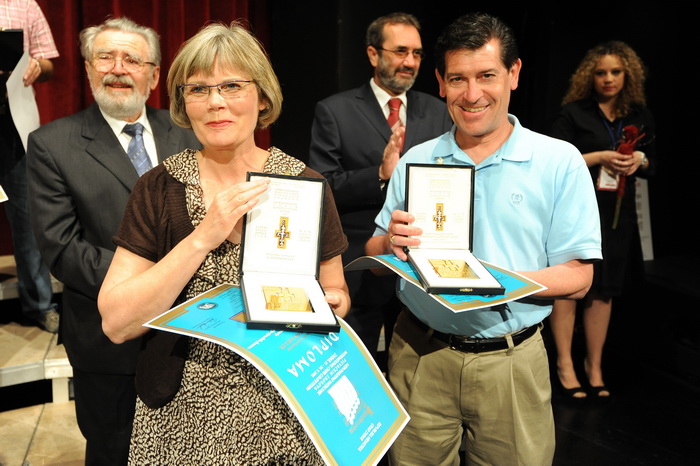 Zadar, 190512.
U Zadru se u protekla tri dana odrzavalo natjecanje zborova. Veceras se u HNK Zadar odrzala dodjela nagrada zlatni, srebrni i broncani Cikin krizic, te diplome, nakon cega je slijedilo kratko natjecanje za Grand prix (nagrada Grada Zadra u