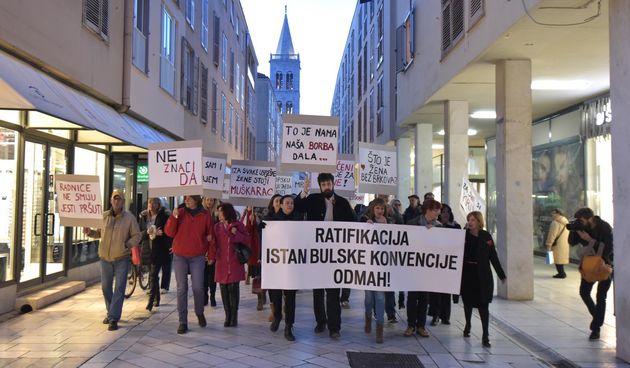 Članovi zadarskog SDP-a povodom Međunarodnog dana žena održali prosvjedni marš