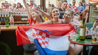 Navijačko ludilo u Zadru za vrijeme i nakon finala Svjetskog prvenstva Navijačko ludilo u Zadru za vrijeme i nakon finala Svjetskog prvenstva