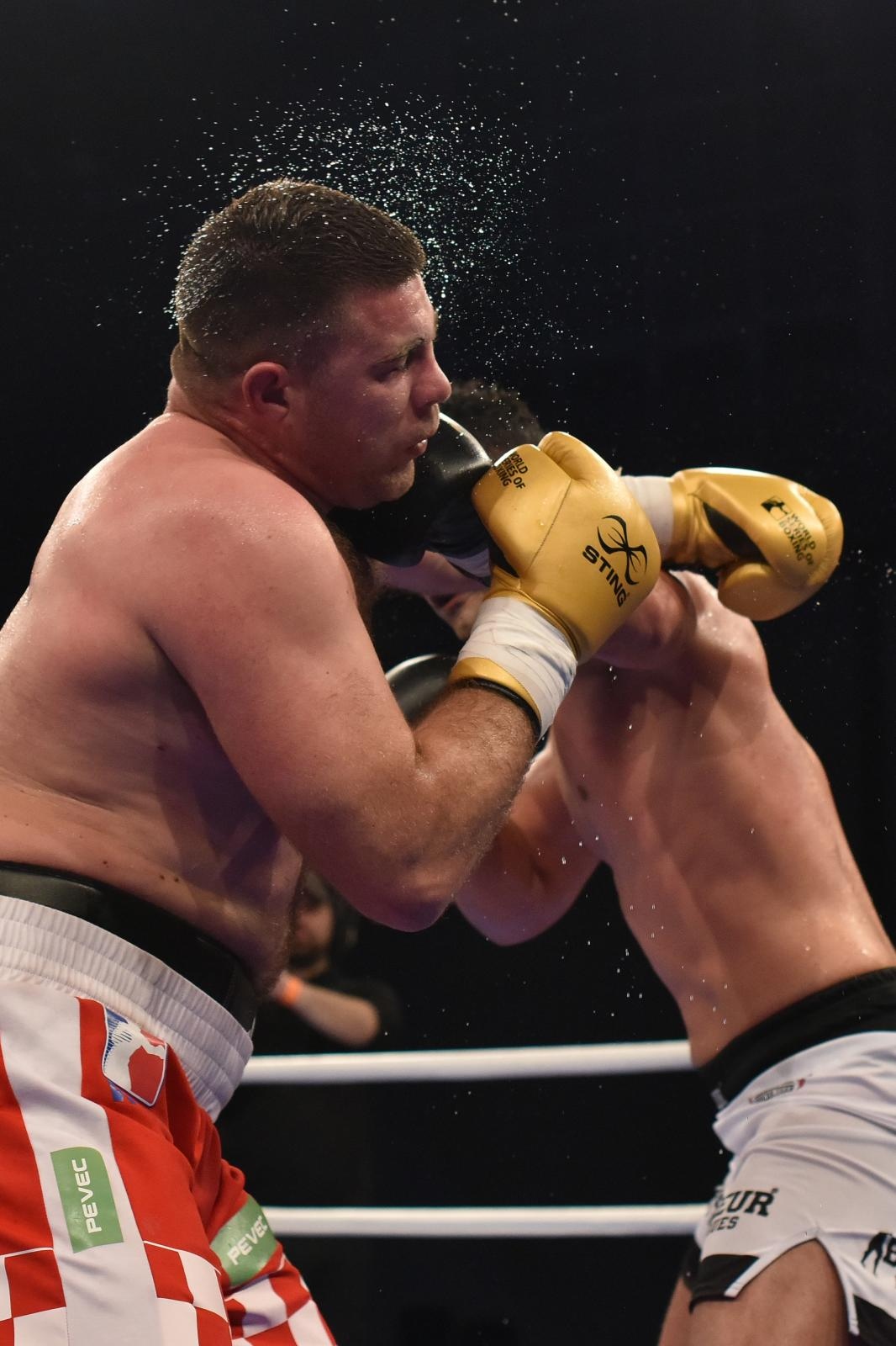 WSB liga: Ante Verunica pobijedio Talijana Guida Vianella 3-2 odlukom sudaca WSB liga: Ante Verunica pobijedio Talijana Guida Vianella 3-2 odlukom sudaca