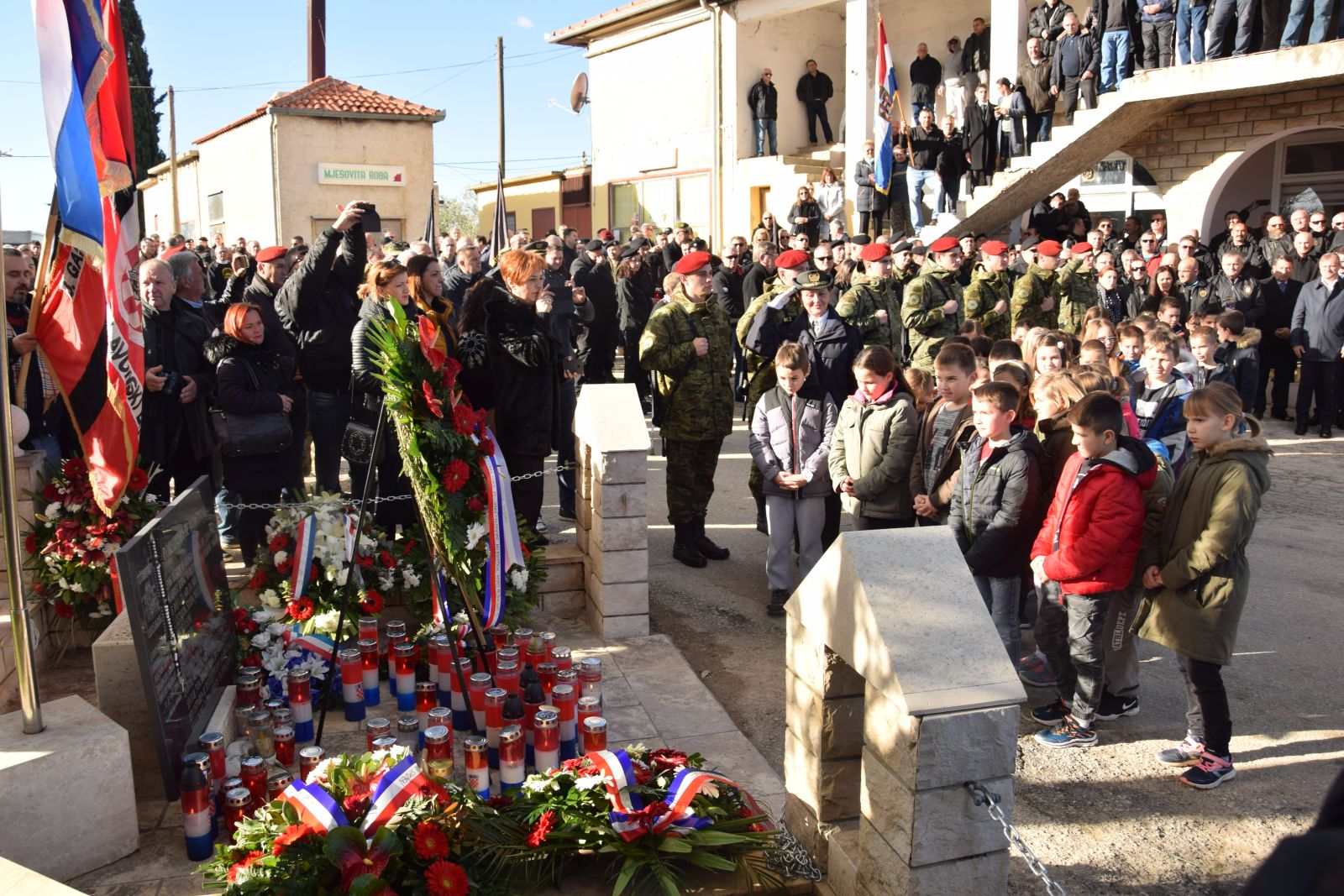 Kod četiri spomen obilježja odana počast poginulim braniteljima