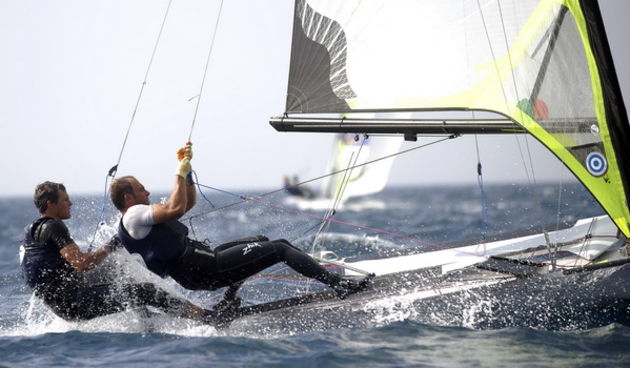 Zadar, 040909. Europsko prvenstvo u jedrenju za klasu 49er 2009. Dan kakav pravi jedrlicar moze samo pozeljeti. U zadarskom kanalu jugo preko 20 cvorova. jedrio se peti dan europskog prvenstva u jedrenju za klasu 49er. Odvozila su se cak 4 plova. Na slici