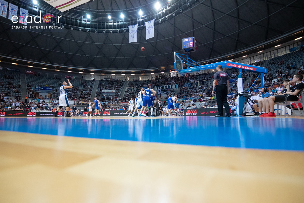 Polufinale doigravanja HT Premijer lige, 1. utakmica: KK Zadar – KK Cibona 89-78