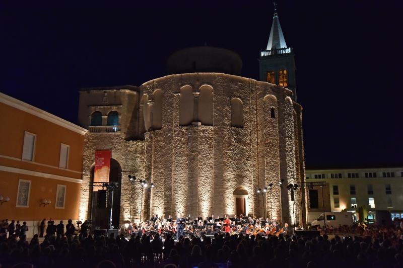 Svečanim koncertom “Opera je u zraku” otvorene 57. Glazbene večeri u sv. Donatu Svečanim koncertom “Opera je u zraku” otvorene 57. Glazbene večeri u sv. Donatu