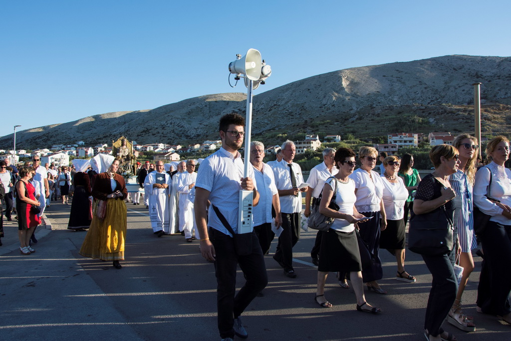Proslava blagdana Velike Gospe u Pagu Proslava blagdana Velike Gospe u Pagu