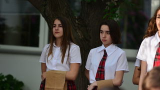 Kazališna udruga “Igrajmo se” predstavila je dramsku igru “Coffee to go” u atriju Gradske knjižnice Zadar