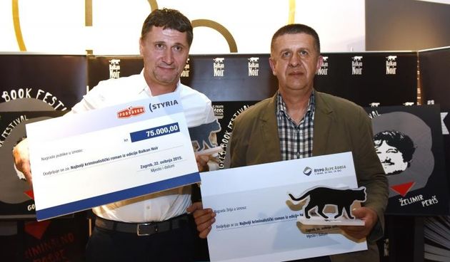 Nagrada za najbolji krimic u ediciji Balkan Noira. Nagradu zirija dobio je Josip Mlakic, a nagradu publike Hrvoje Salkovic. Photo: Davor Visnjic/PIXSELL