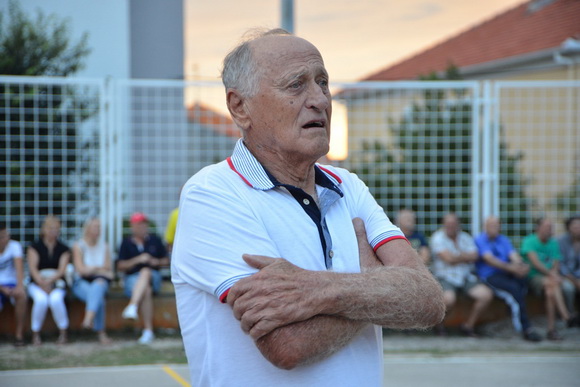 U povodu blagdana Kraljice Mira u Stanovima odigrana utakimica između veterana KK Zadar i Stanova, Foto: Iva Perinčić U povodu blagdana Kraljice Mira u Stanovima odigrana utakimica između veterana KK Zadar i Stanova, Foto: Iva Perinčić