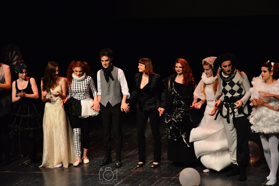 Dragon teatar- “POE – Nikad više”, foto: Iva Perinčić Dragon teatar- “POE – Nikad više”, foto: Iva Perinčić