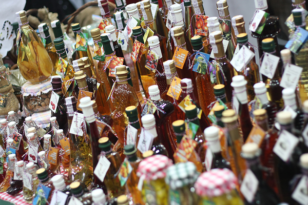 Otvoren 8. sajam “Eko etno Hrvatska” (foto:Saša Čuka) Otvoren 8. sajam “Eko etno Hrvatska” (foto:Saša Čuka)