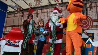 Supernova Zadar: Sveti Nikola i kamion Djeda mraza, Foto: Iva Perinčić Supernova Zadar: Sveti Nikola i kamion Djeda mraza, Foto: Iva Perinčić