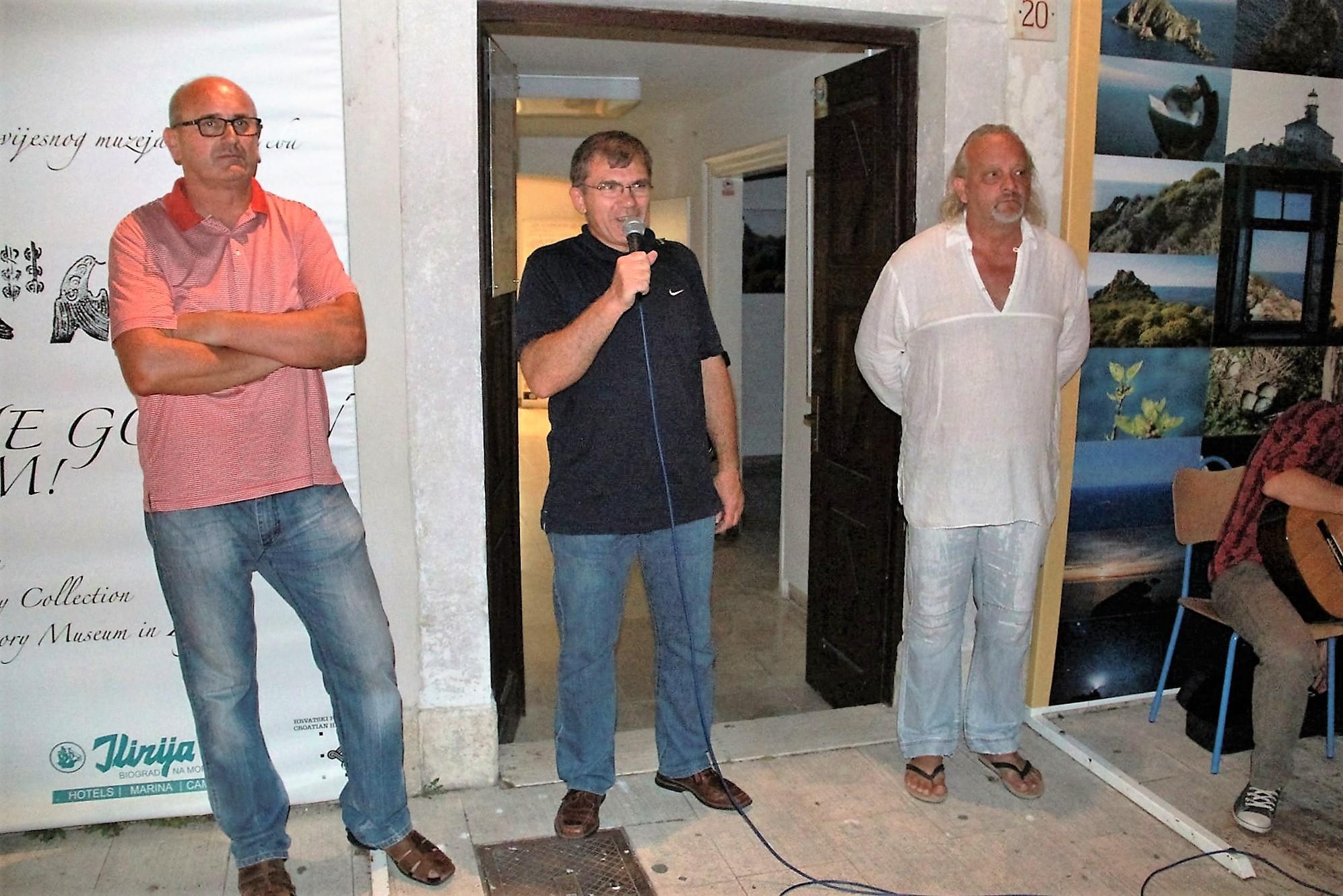 Otvorenje izložbe fotografija “Palagruža” Vinka Pešića u Zavičajnom muzeju Biograd na Moru Otvorenje izložbe fotografija “Palagruža” Vinka Pešića u Zavičajnom muzeju Biograd na Moru