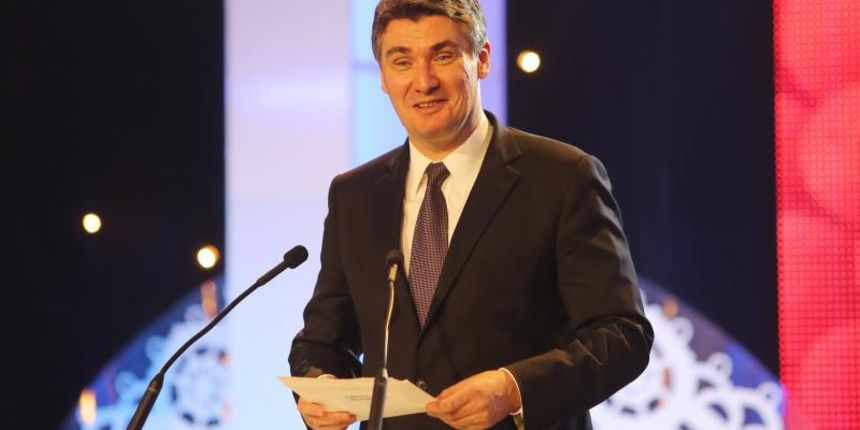 25.10.2013., Zadar – U Falkensteiner hotelu u Punta Skali dodjeljene su nagrade “Covjek – kljuc uspjeha u turizmu”. Svecanosti su prisustvovali premijer Zoran Milanovic te ministri Darko Lorencin i Gordan Maras te brojni drugi uvazeni gosti. Photo: Fili