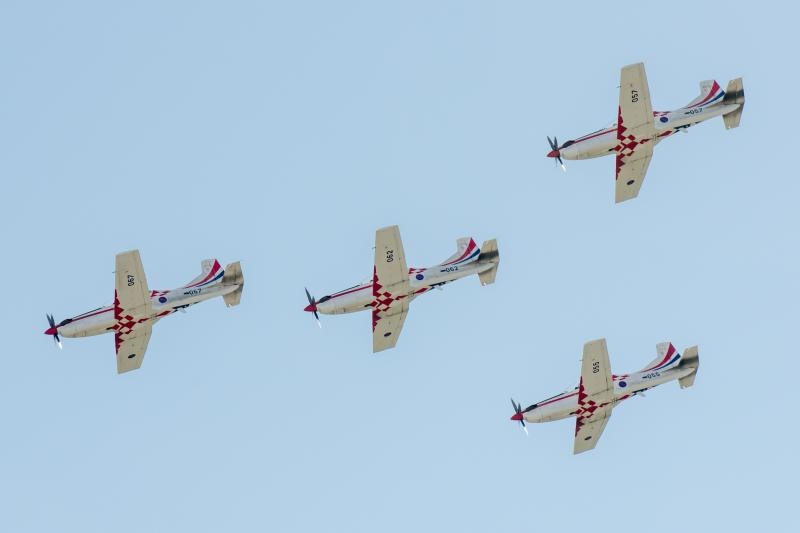 Akro skupina “Krila oluje” u novom sastavu predstavila novi letački program, Foto: Dino Stanin/PIXSELL