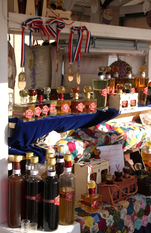 Božićni sajam na Forumu i Sv. Nikola na Narodnom trgu