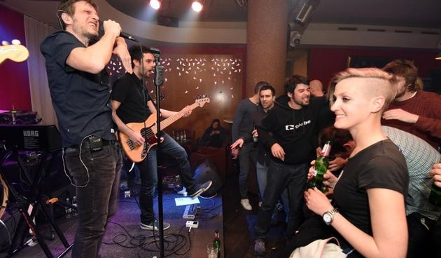 Pips Chips & Videoclips održali su sinoć odličan koncert u Q-baru na oduševljenje brojnih zadarskih fanova.  Photo: Dino Stanin/PIXSELL