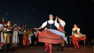 Vecer folklora: KUD Nevijana i ansambl Horenak u Nevidjenima Vecer folklora: KUD Nevijana i ansambl Horenak u Nevidjenima