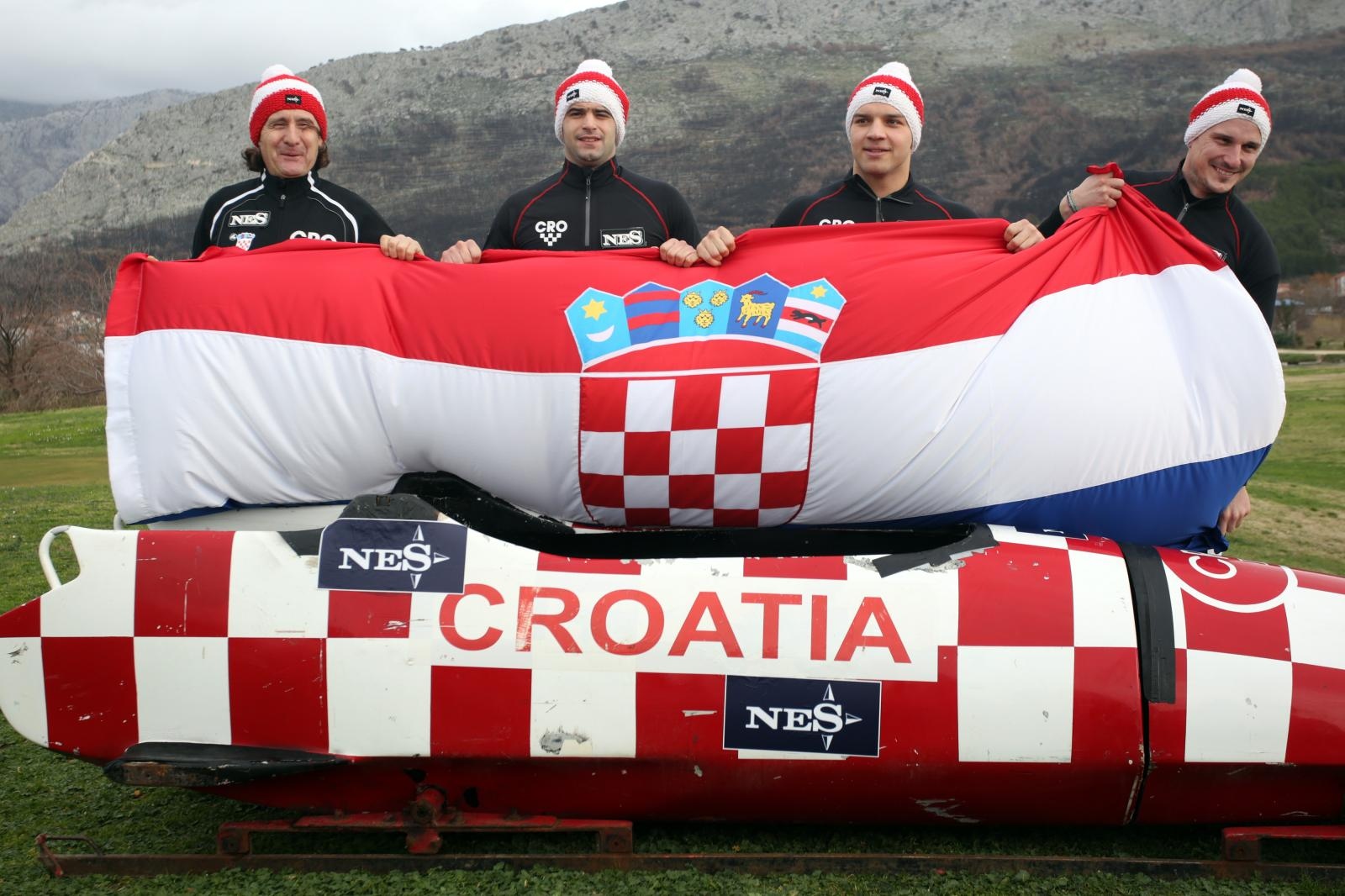 Zadranin Benedikt Nikpalj član hrvatske bob reprezenatcije na ZOI u Pyeongchangu Zadranin Benedikt Nikpalj član hrvatske bob reprezenatcije na ZOI u Pyeongchangu