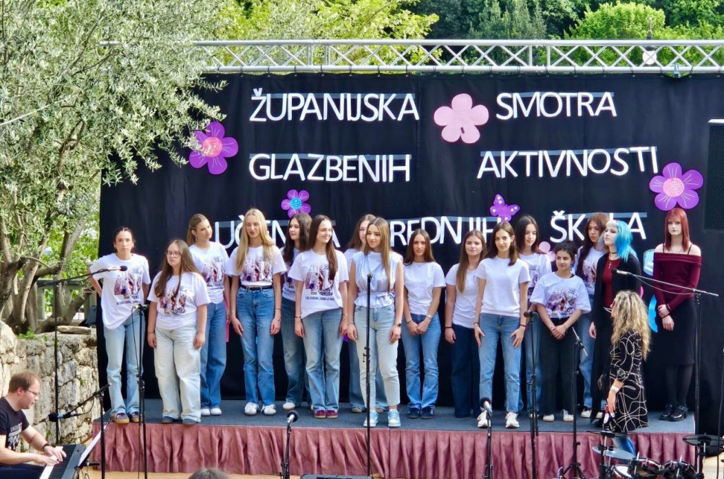 U Novigradu održana Smotra glazbenih aktivnosti učenika srednjih škola Zadarske županije