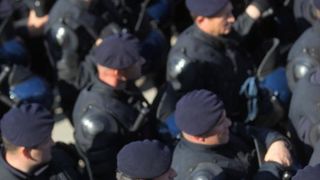 Radnicima škvera Nauta Lamjana interventna policija PU Zadarske onemogućila je pokušaj ulaska u škver u kojem se odvija stečajni postupak. Photo: Filip Brala/PIXSELL Radnicima škvera Nauta Lamjana interventna policija PU Zadarske onemogućila je pokušaj ulaska u škver u kojem se odvija stečajni postupak. Photo: Filip Brala/PIXSELL