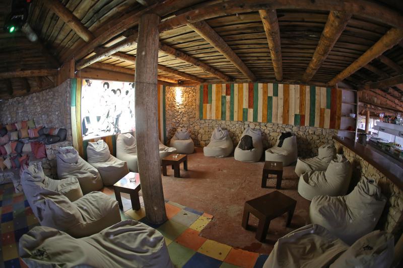 Pag, Zrce – Klub Kalypso na popularnoj plazi Zrce sezonu 2014. docekuje u novom ruhu. Photo: Filip Brala/PIXSELL