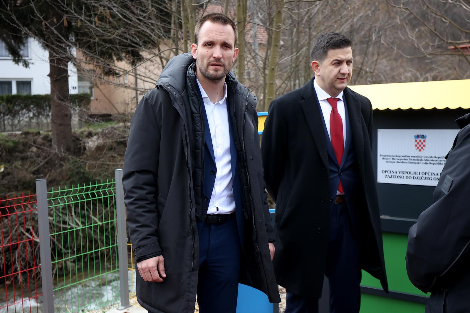 Ministar Šime Erlić obišao poslovnu zonu i vrtić u Kreševu