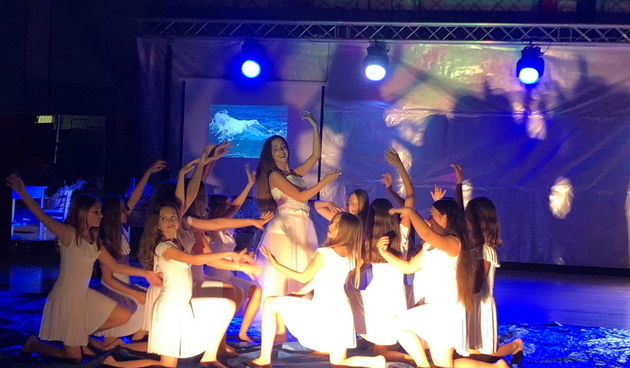 Legenda o Buri oduševila ljubitelje plesne i dramske umjetnosti u Novalji