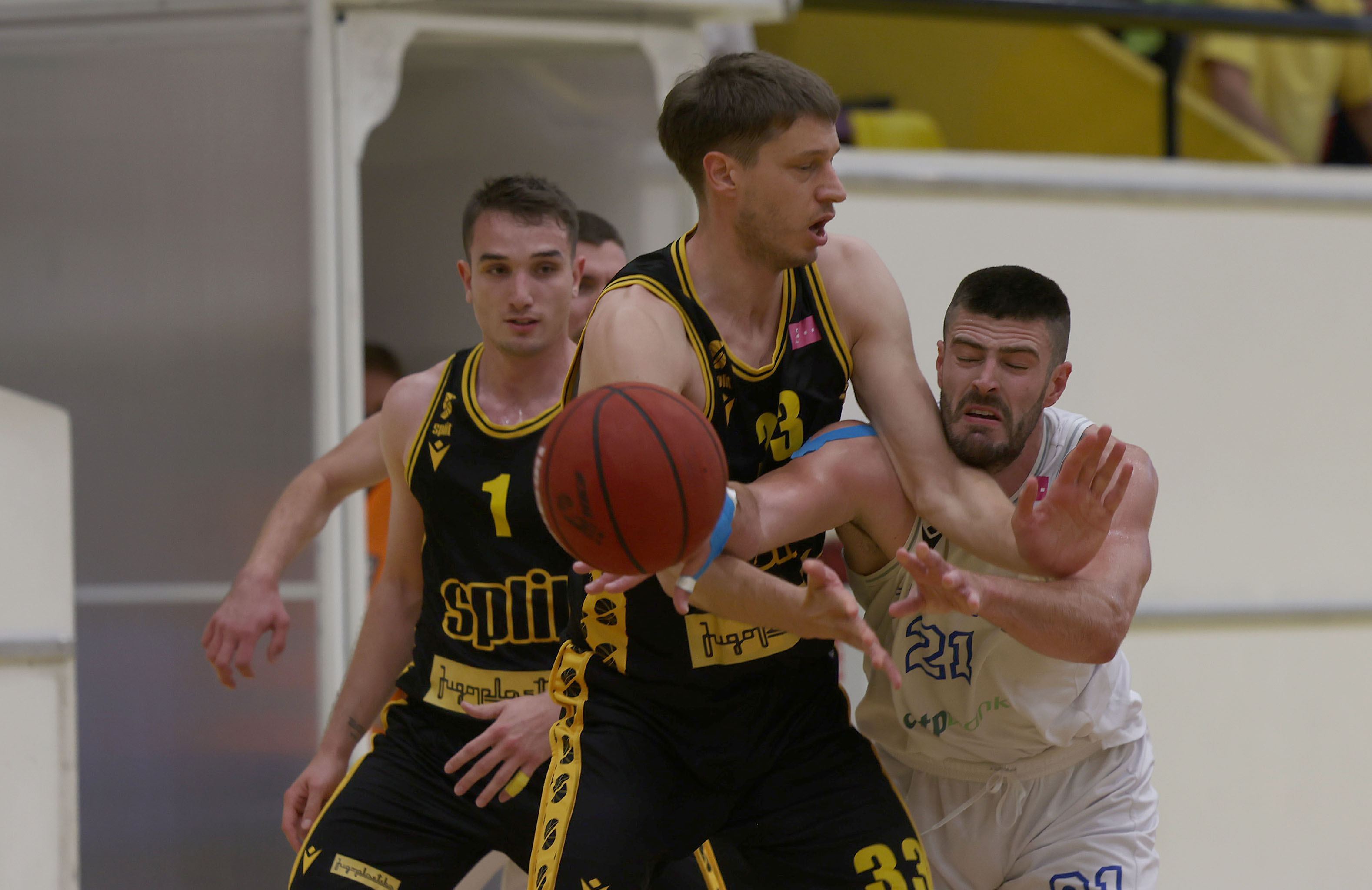 Finale doigravanja, 4. utakmica: KK Split – KK Zadar 81-68 Finale doigravanja, 4. utakmica: KK Split – KK Zadar 81-68