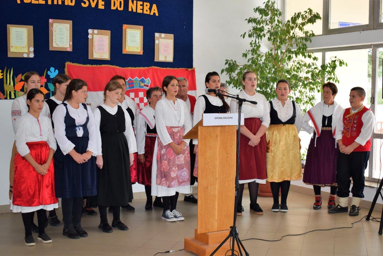 Dan Općine Galovac: Župan Longin otvorio Dom kulture Dan Općine Galovac: Župan Longin otvorio Dom kulture