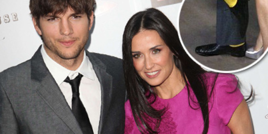 Ashton Kutcher glupirao se u žutim čarapama; Demi Moore (Tportal.hr) Ashton Kutcher glupirao se u žutim čarapama; Demi Moore (Tportal.hr)