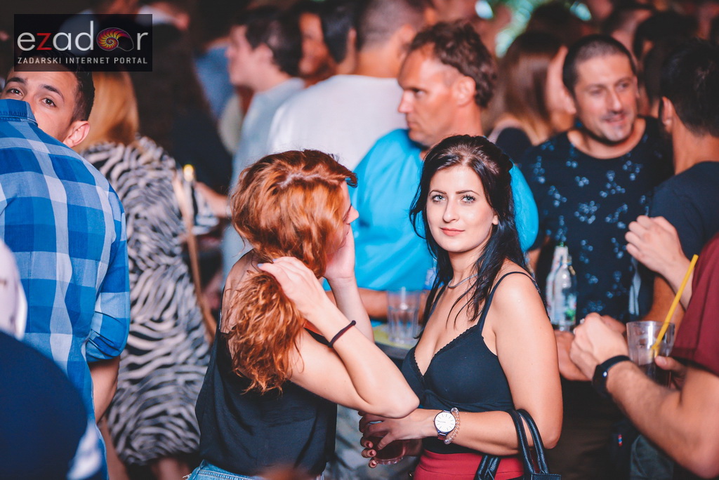 Saturday Night with DJ Dizzy @ Svarog Bar