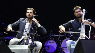 Koncert Olivera Dragojevića i Zlatana Stipišića u pulskoj Areni. Kao gosti nastupili su 2CELLOS. Photo: Duško Marušić/PIXSELL