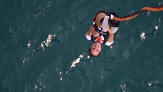 Kandidatkinje za Miss sporta na otvaranju bungee jumping sezone na Masleničkom mostu Kandidatkinje za Miss sporta na otvaranju bungee jumping sezone na Masleničkom mostu