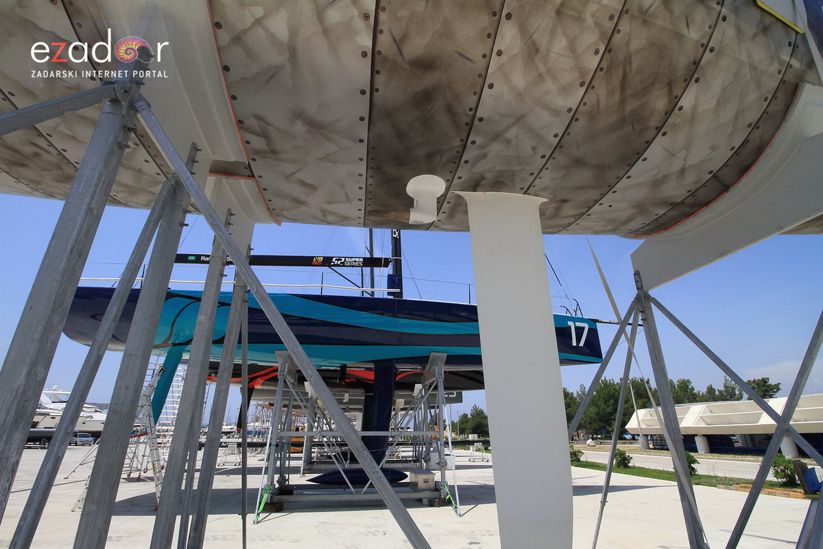 U marinu Dalmacija stigle jedrilice sudionice regate TP52 Super Series