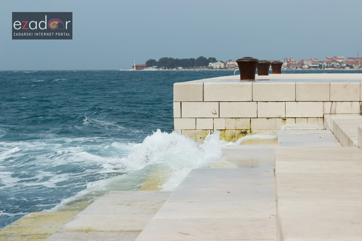 Đir po gradu, petak 30. ožujka 2018. Đir po gradu, petak 30. ožujka 2018.