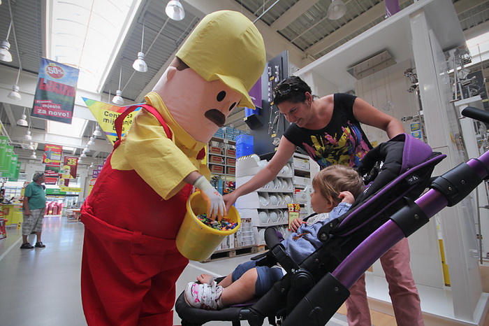 Velika fešta u bauMaxu 8. rujna 2012, Foto: Saša Čuka Velika fešta u bauMaxu 8. rujna 2012, Foto: Saša Čuka