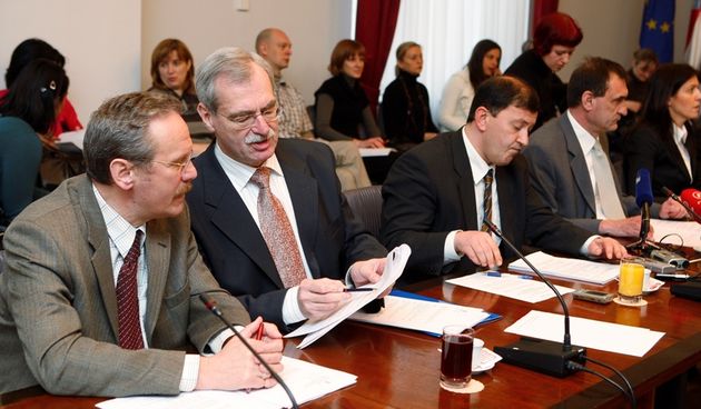 Povjerenstvo za kamione(Foto:Goran Mehkek / CROPIX