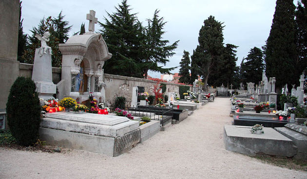 Gradsko groblje –  Svi sveti