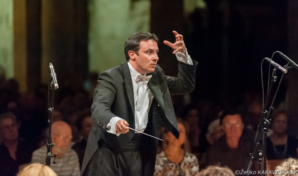 55. Glazbene večeri u Sv. Donatu: Koncert Zadarskog komornog orkestra i Romana Simovića, foto: Željko Karavida 55. Glazbene večeri u Sv. Donatu: Koncert Zadarskog komornog orkestra i Romana Simovića, foto: Željko Karavida