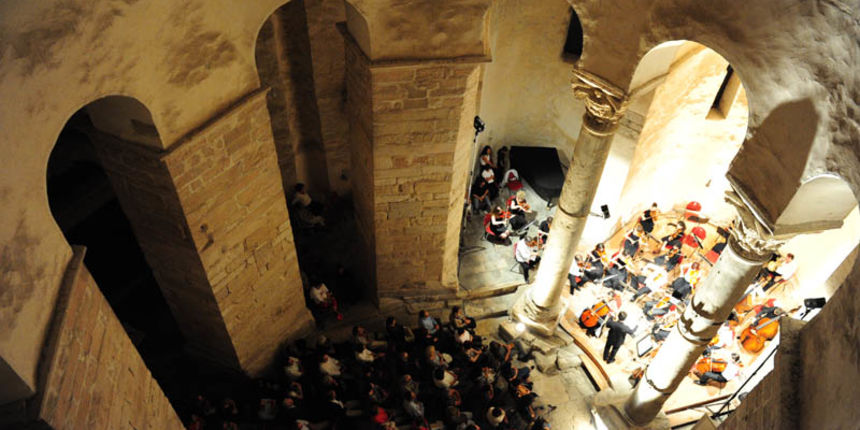 Zadarski komorni orkestar u svetom Donatu, Foto: Nenad Marcev Zadarski komorni orkestar u svetom Donatu, Foto: Nenad Marcev