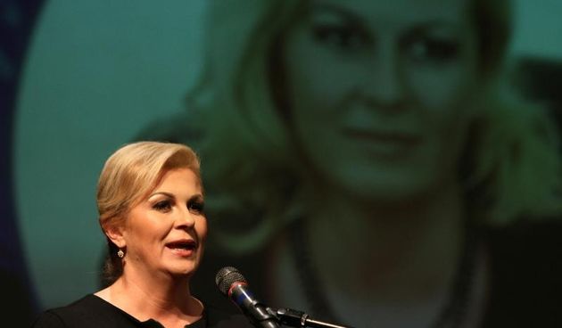 Kolinda grabar kitarović, neka josipović kaže jesu li pregovori za ulazak u EU bili promašena politika