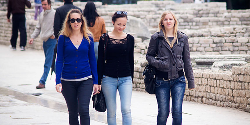 Subotnji đir po gradu 3. studenog 2012. žene, djevojke, prijateljice (foto:Saša Čuka)