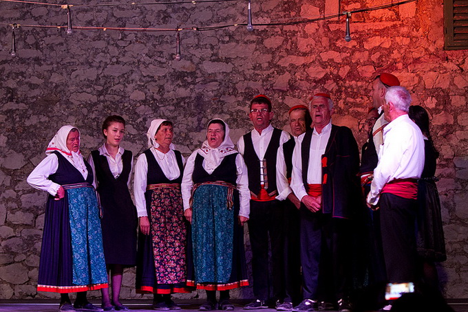 Smotra folklora u Bibinjama