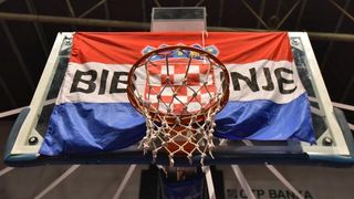 Humanitarno gledanje utakmic Zadar-Cibona (85-84) u Jazinama