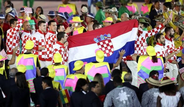 Rio de Janeiro: Ceremonija svečanog otvaranja Olimpijskih igara. Hrvatski olimpijci u defileu predvođenio Josipom Pavićem. Photo: Igor Kralj/PIXSELL