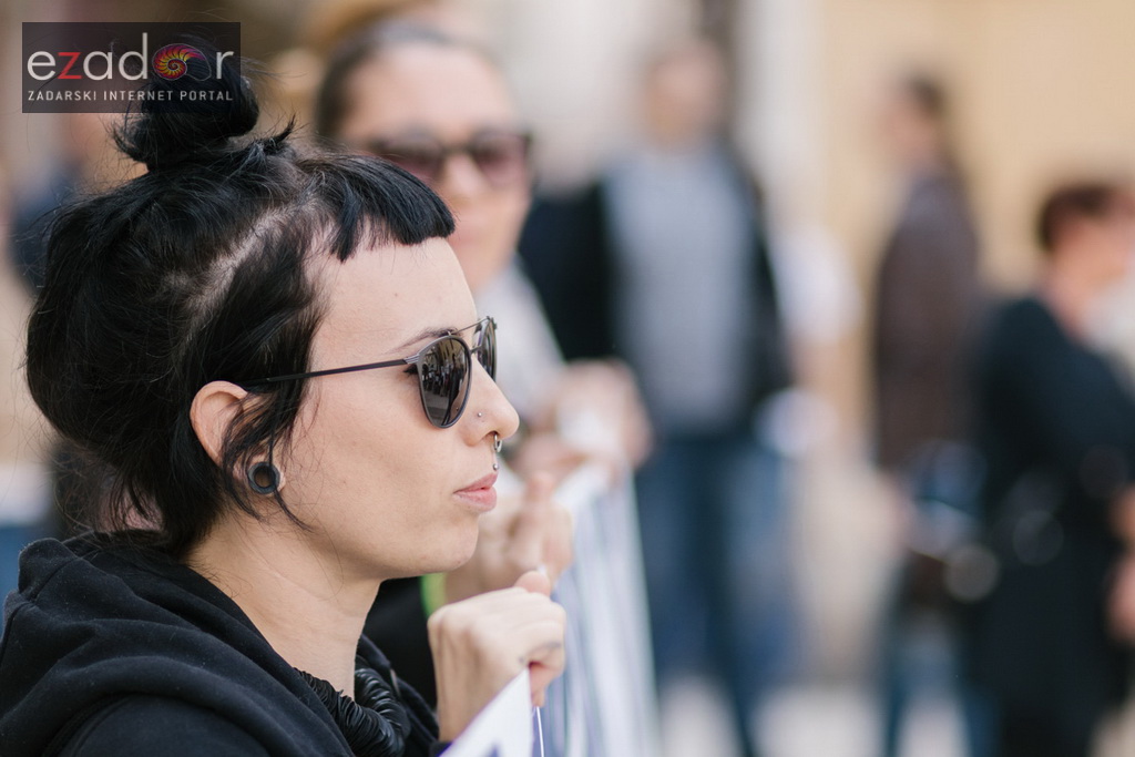 Prosvjedni skup roditelja protiv politike obaveznog cijepljenja Prosvjedni skup roditelja protiv politike obaveznog cijepljenja