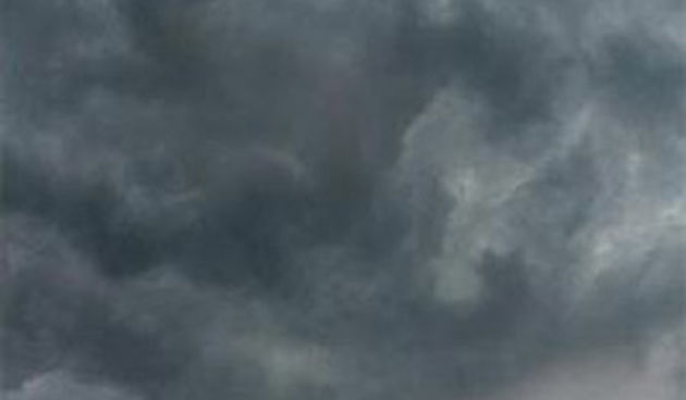 Tajfun u Kini (Foto: surfersvillage.com)