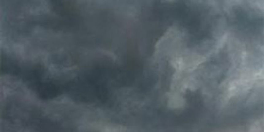 Tajfun u Kini (Foto: surfersvillage.com) Tajfun u Kini (Foto: surfersvillage.com)