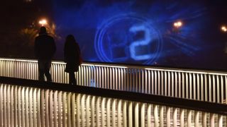 Zadar – U uvali Jazine postavljen je hologramski prikaz bozicne Jelke uz popratne audio vizualne efekte. Projekcija se odrzava do Nove godine svakog popodneva iza 17 sati. Dogadjaj je organizirala tvrtka Parkour media u sklopu manifestacije Advent u Zadru Zadar – U uvali Jazine postavljen je hologramski prikaz bozicne Jelke uz popratne audio vizualne efekte. Projekcija se odrzava do Nove godine svakog popodneva iza 17 sati. Dogadjaj je organizirala tvrtka Parkour media u sklopu manifestacije Advent u Zadru